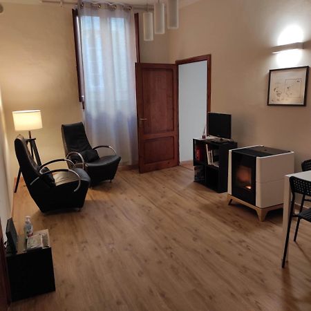 La Casa Nella Piazzetta Città di Castello Quarto foto